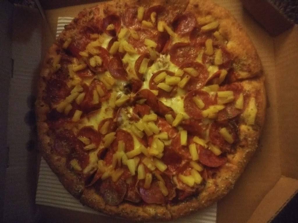 Pizza Hut Meal takeaway 6300 White Ln Ste O, Bakersfield, CA 93309, USA