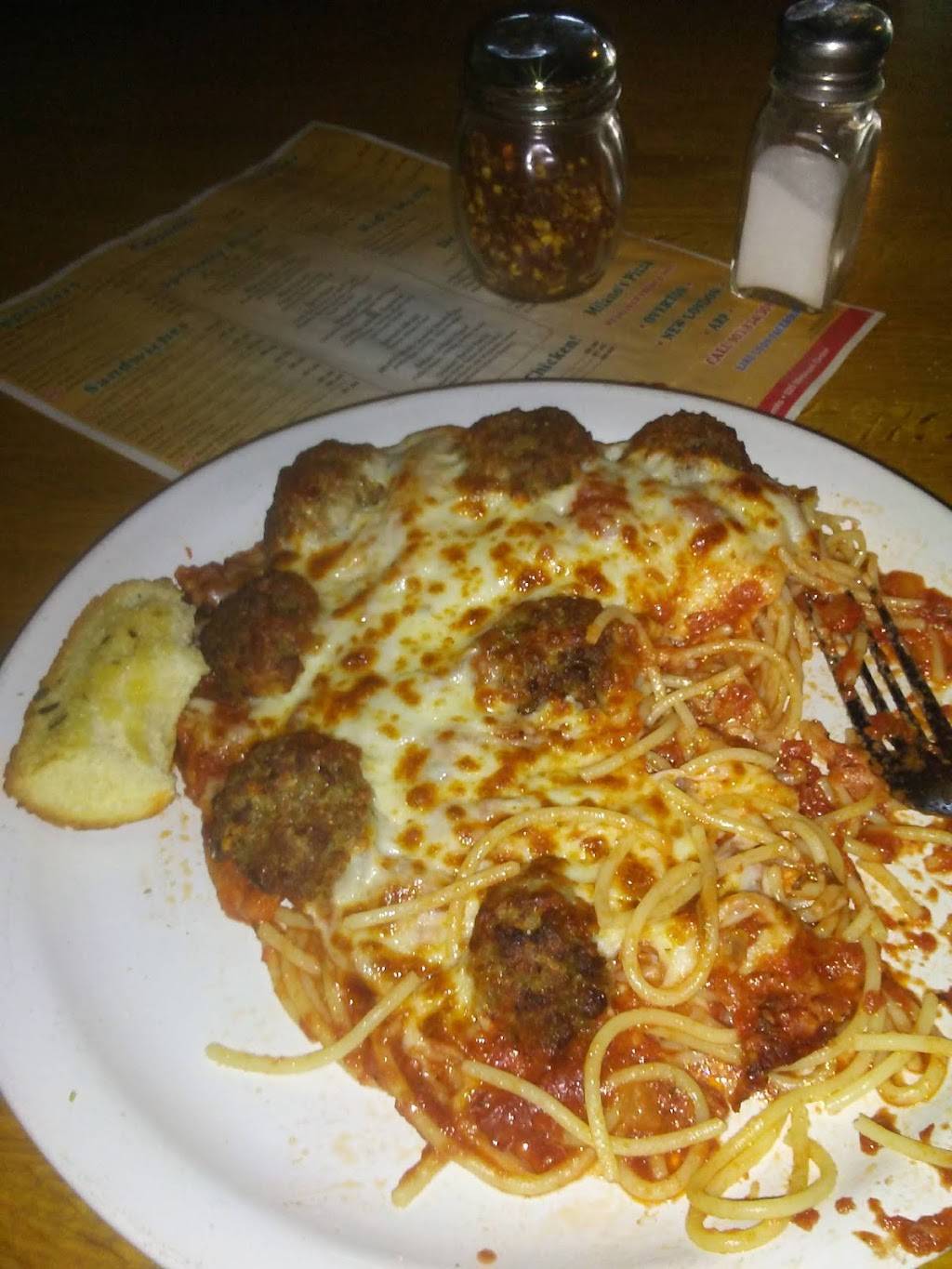 Milanos Pizza | restaurant | 109 S Commerce St, Overton, TX 75684, USA | 9038343087 OR +1 903-834-3087