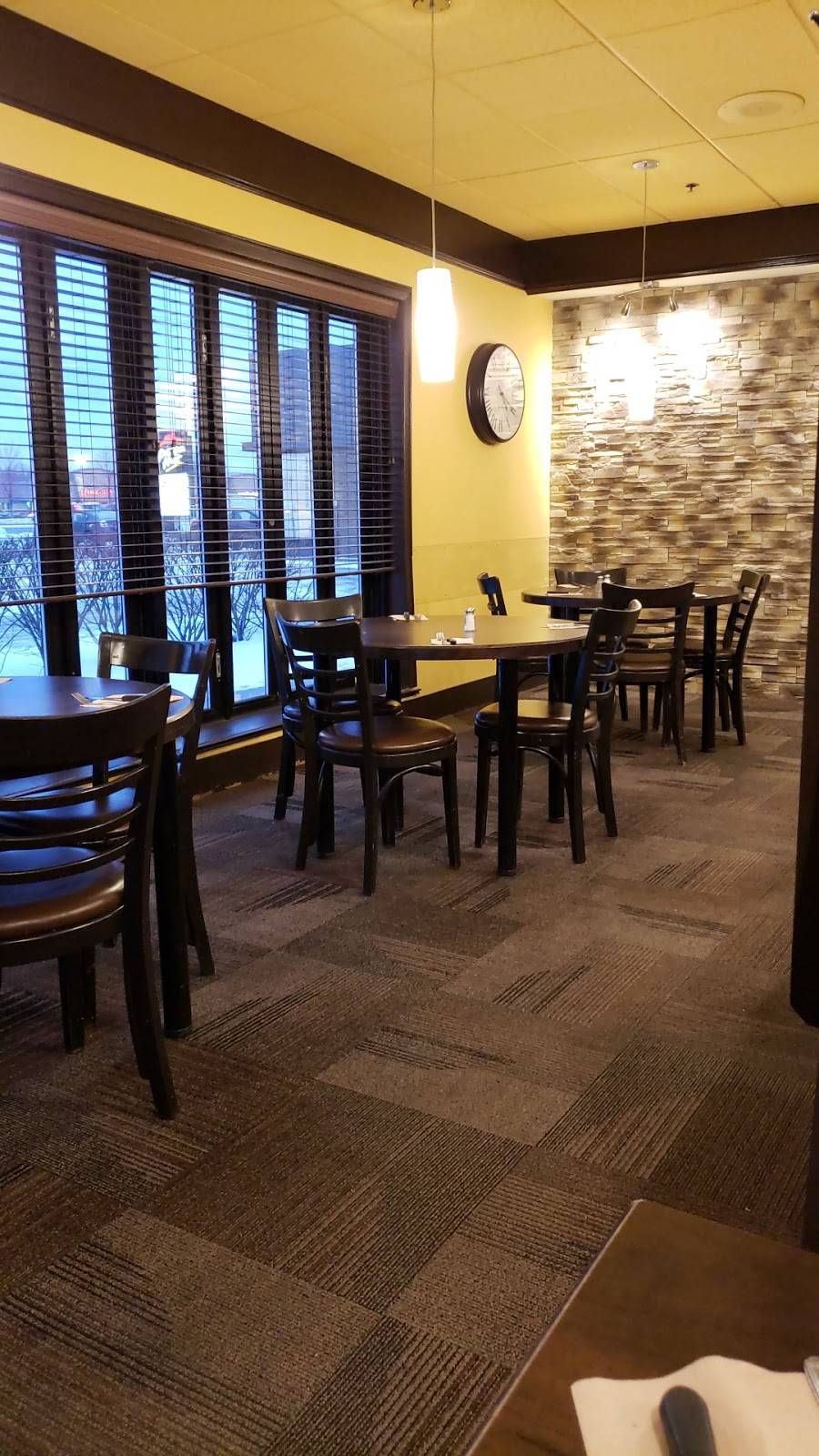 Pizza Hut | meal delivery | 3575 Boulevard Taschereau, Saint-Hubert, QC J4T 2G2, Canada | 4504431248 OR +1 450-443-1248