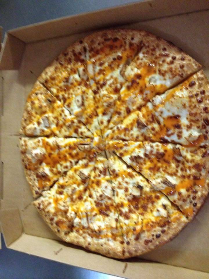 Pit Stop Pizza | meal takeaway | 60 W Adams St, Crossville, TN 38555, USA | 9314565500 OR +1 931-456-5500