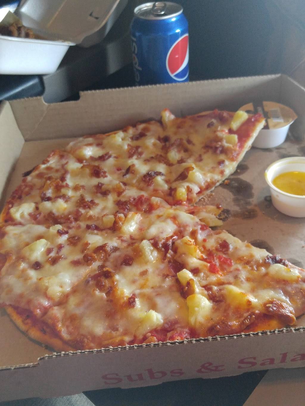Pizzeria | restaurant | 102 E Main St, Leipsic, OH 45856, USA | 4199432700 OR +1 419-943-2700