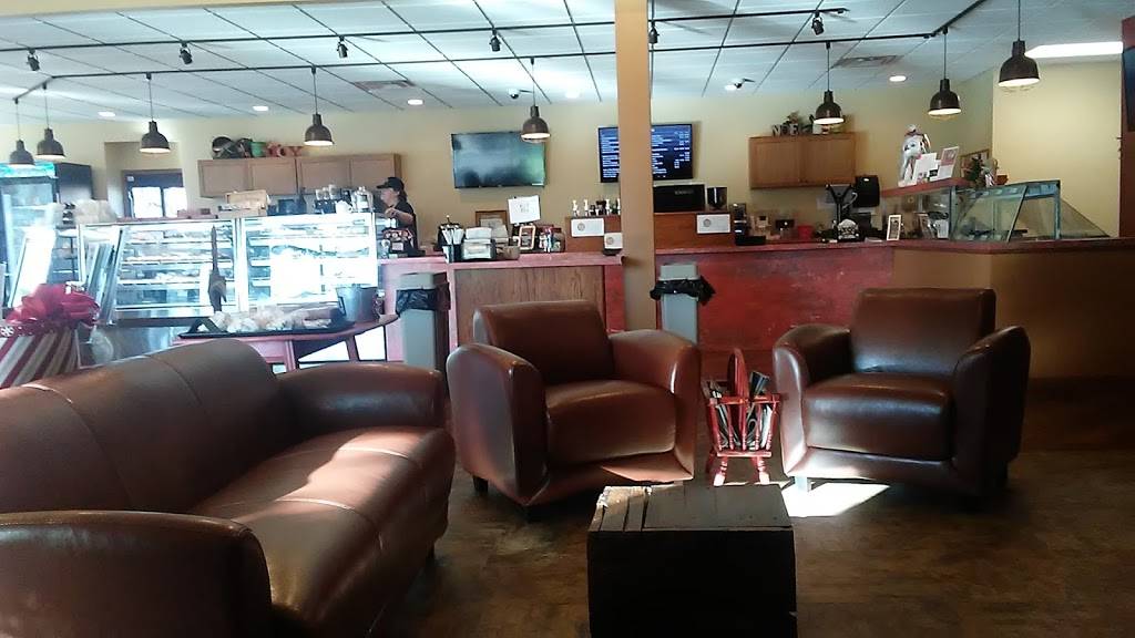 The Village Bakery | bakery | 101 N. 3d St, Oregon, IL 61061, USA | 8157323830 OR +1 815-732-3830