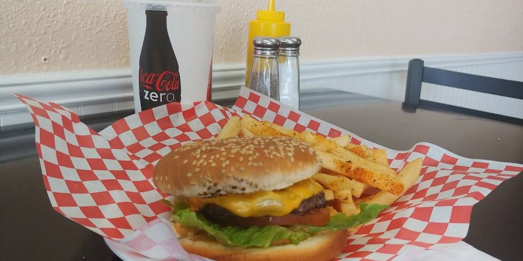 Greenwood Flame Burger | restaurant | 10410 Greenwood Ave N B, Seattle, WA 98133, USA | 2067087743 OR +1 206-708-7743