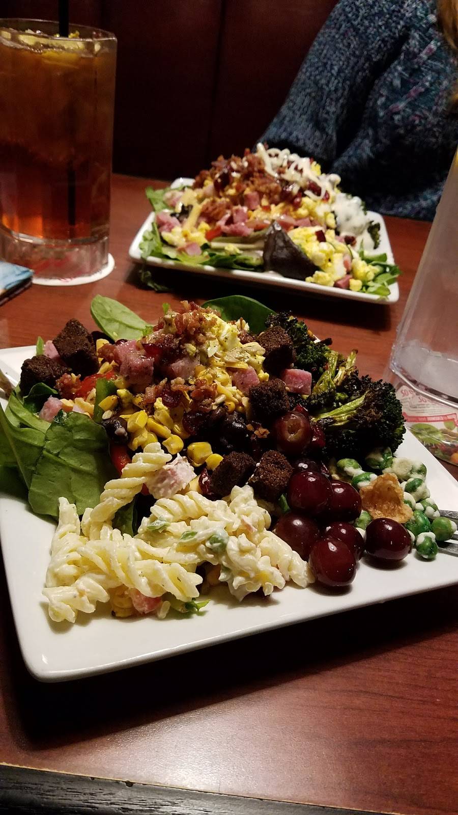 Ruby Tuesday | restaurant | 1044 Randolph St, Thomasville, NC 27360, USA | 3364754152 OR +1 336-475-4152