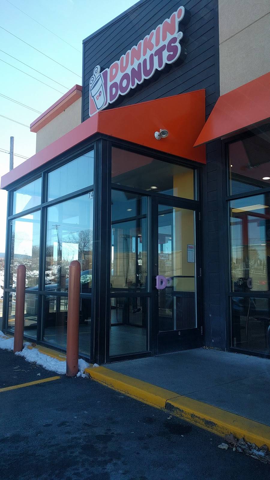 Dunkin | bakery | 742 Davis St, Scranton, PA 18505, USA | 5703300116 OR +1 570-330-0116