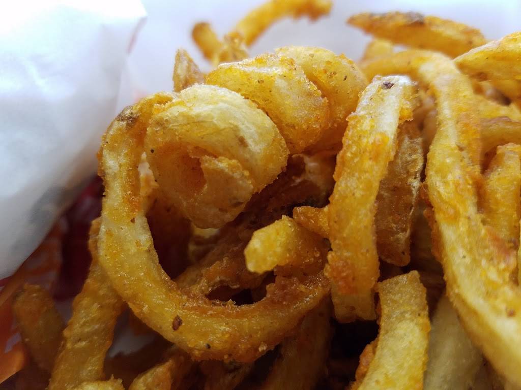 Hardees | restaurant | 1010 Hwy K, Bonne Terre, MO 63628, USA | 5733583369 OR +1 573-358-3369