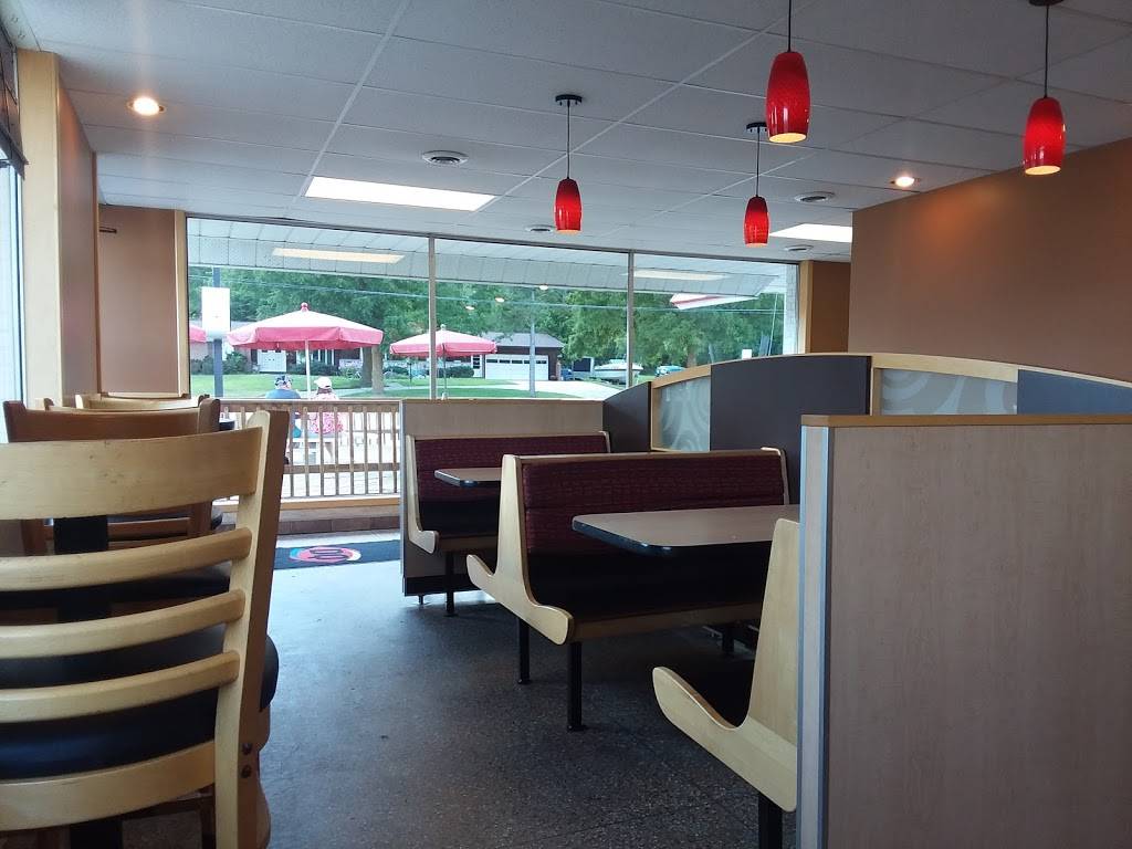 Dairy Queen Restaurant 309 S St, Rose City, MI 48654, USA