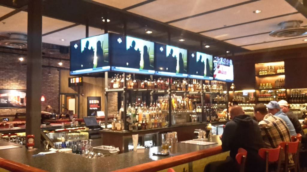 Smokey Bones Bar & Fire Grill | restaurant | 2450 Scottsville Rd, Bowling Green, KY 42104, USA | 2707821888 OR +1 270-782-1888