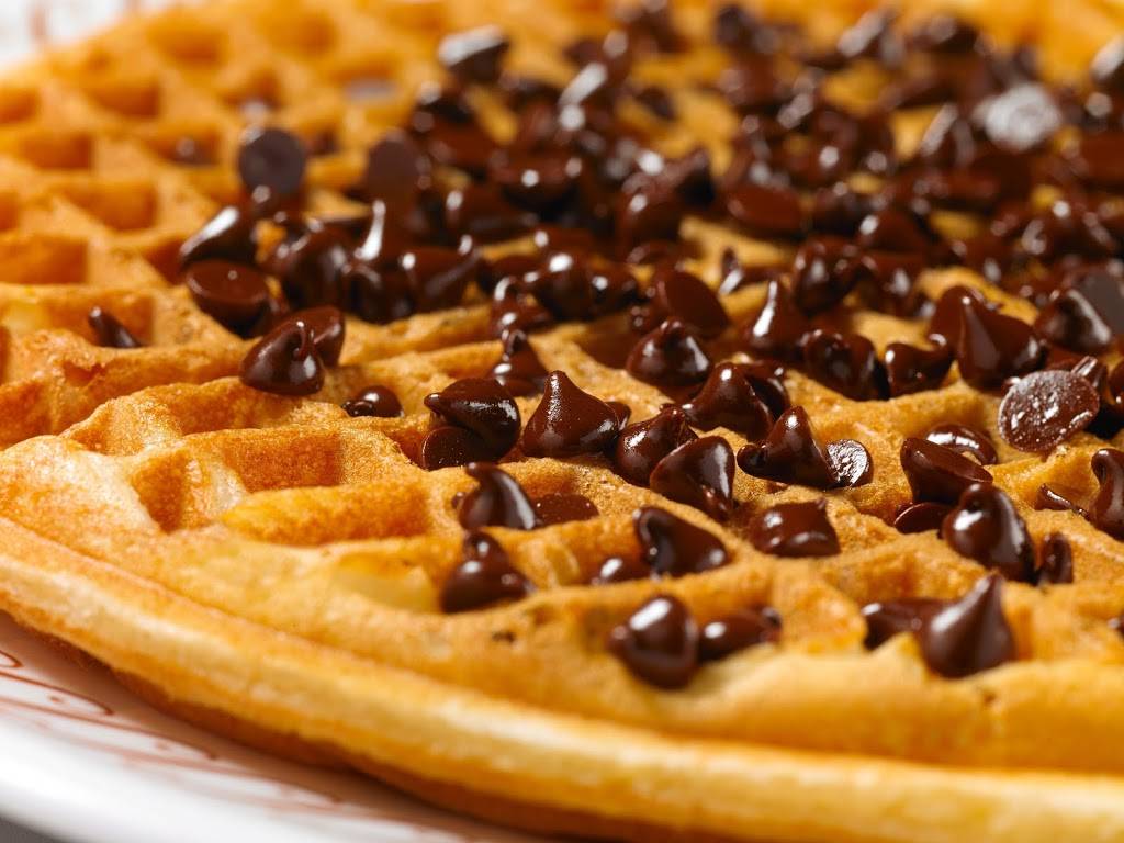 Waffle House | meal takeaway | 627 Tennessee Ave, Etowah, TN 37331, USA | 4239204878 OR +1 423-920-4878