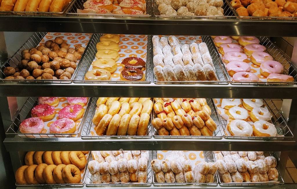 Dunkin | cafe | 166 Hargraves Dr, Austin, TX 78737, USA | 5125820156 OR +1 512-582-0156