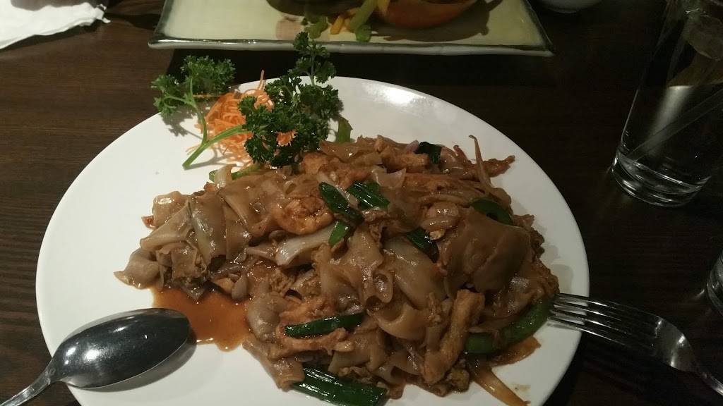 Sweet Basil Thai Restaurant | restaurant | 33 East St, Plainville, CT 06062, USA | 8607473338 OR +1 860-747-3338