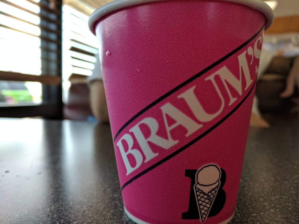 Braums Ice Cream & Burger Restaurant | restaurant | 1800 W Crawford St, Salina, KS 67401, USA | 7858235459 OR +1 785-823-5459