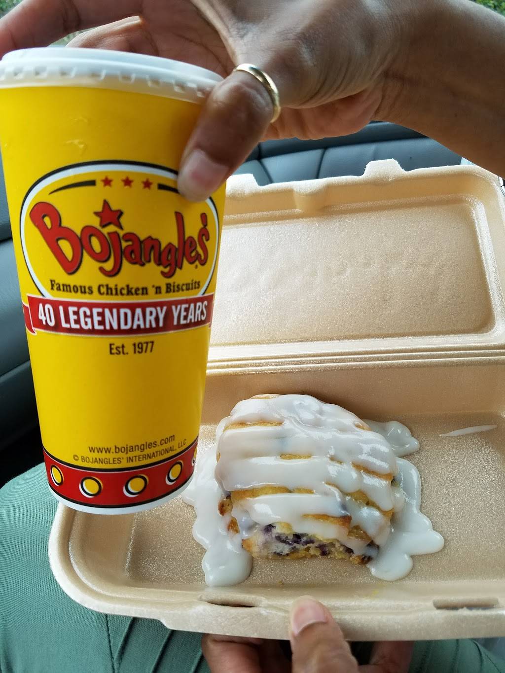 Bojangles Famous Chicken n Biscuits | restaurant | 566 Columbia Ave, Chapin, SC 29036, USA | 8039322502 OR +1 803-932-2502
