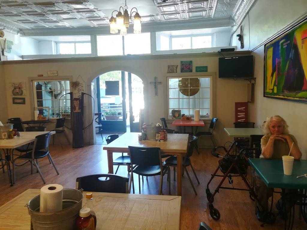 Miss Ambers Coffee Shop | E Broad St SE, Wedowee, AL 36278, USA