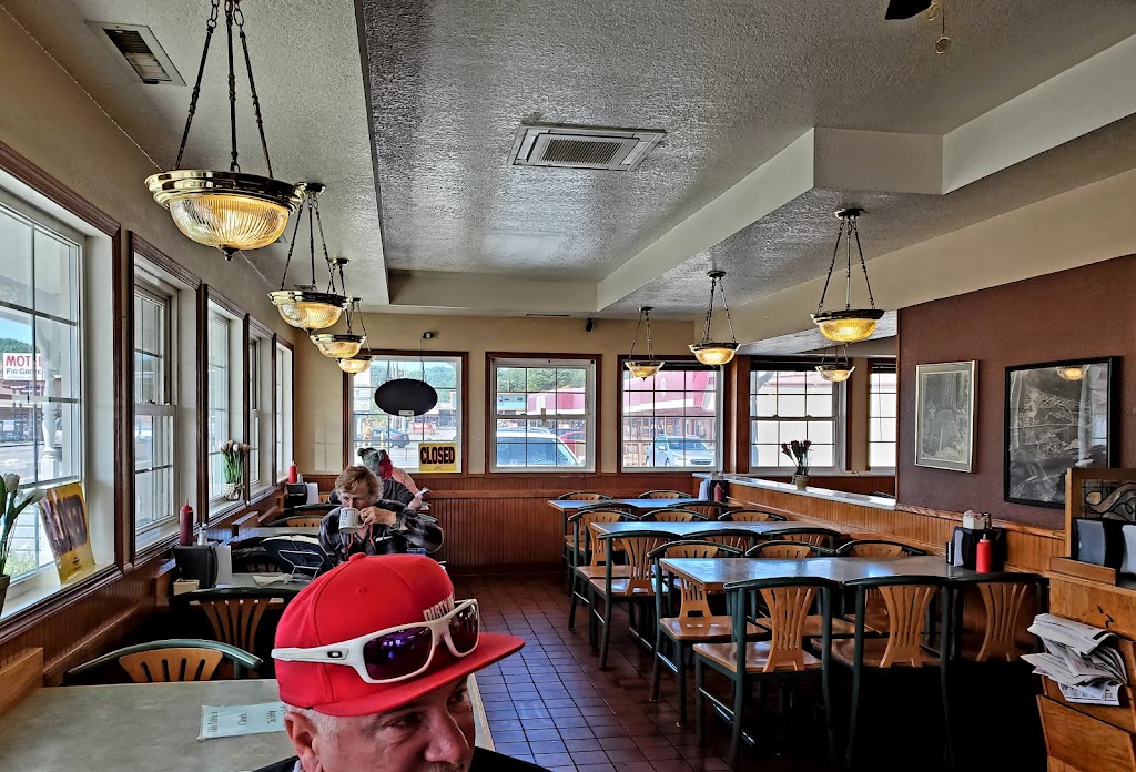 Don's Main Street Family Restaurant Cafe 2115 Winchester Ave