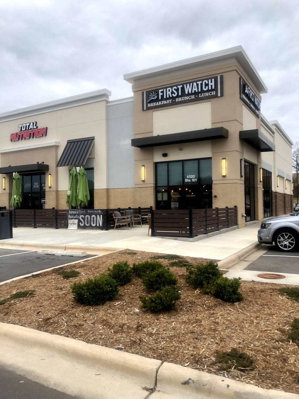 First Watch - Wendover | cafe | 4520 W Wendover Ave Ste 101, Greensboro, NC 27409, USA | 3363319955 OR +1 336-331-9955