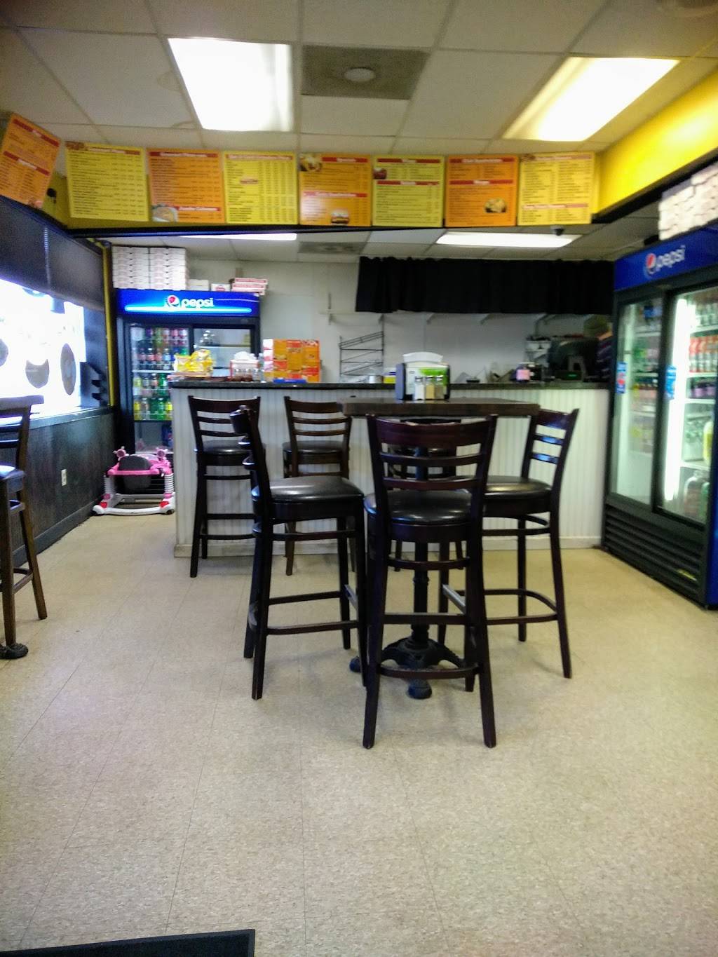 Village Pizza (Go to www.windsorlocks.pizza for exclusive specia | meal delivery | 23 Ella Grasso Turnpike, Windsor Locks, CT 06096, USA | 8606277771 OR +1 860-627-7771