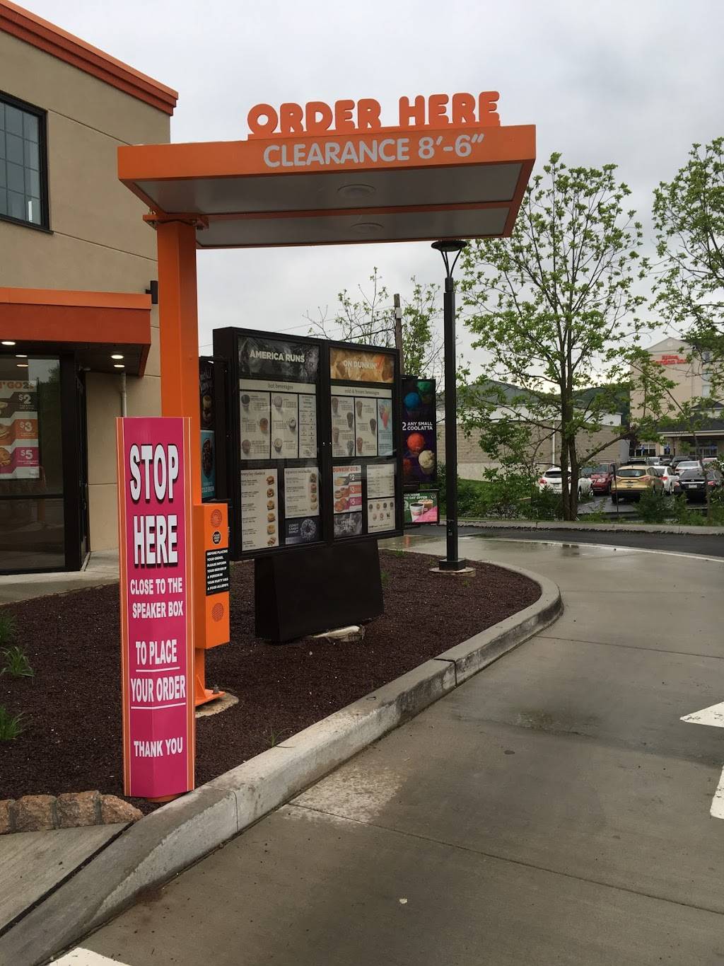 Dunkin' Cafe 520 W Pennsylvania Ave, Fort Washington, PA 19034, USA