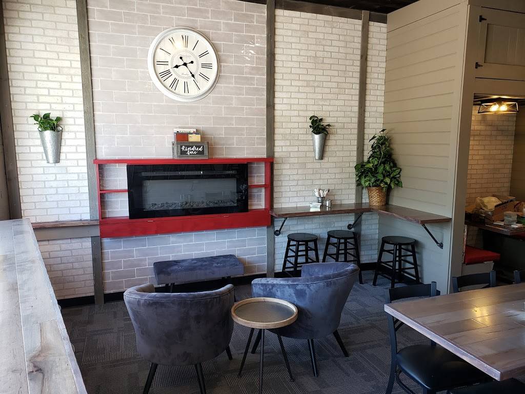 Shellys Kindred Fare | restaurant | 514 Bailey Rd, Crystal City, MO 63019, USA | 6366382200 OR +1 636-638-2200