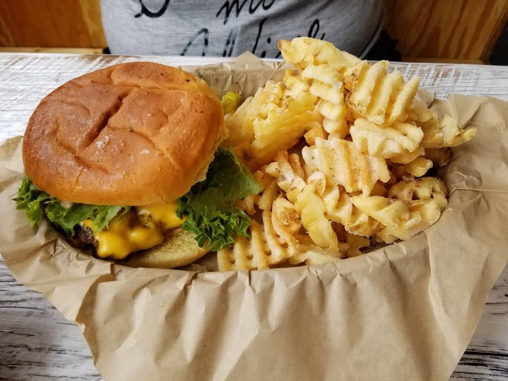 Luther Burger | bakery | 1931 Huguenot Rd, Bon Air, VA 23235, USA | 8044472664 OR +1 804-447-2664
