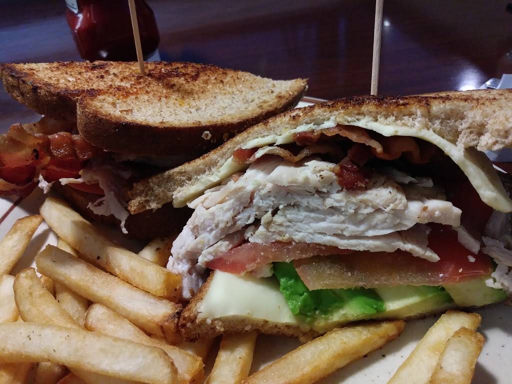 Village Inn | bakery | 7144 Gateway Blvd E, El Paso, TX 79915, USA | 9157727755 OR +1 915-772-7755