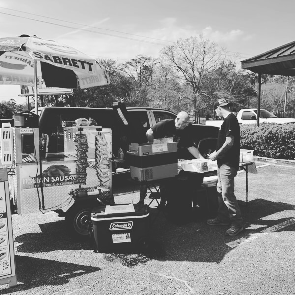 Hot dogz a la cart | meal takeaway | 687 Hwy 17, Little River, SC 29566, USA | 8432463467 OR +1 843-246-3467