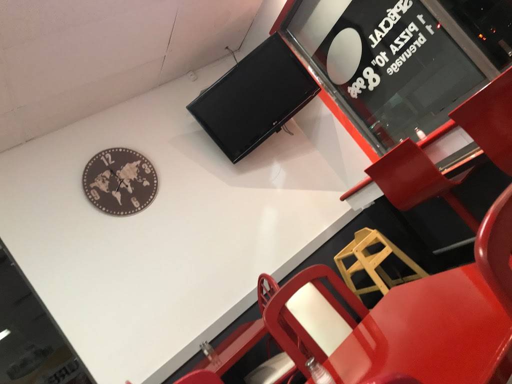 Urbaine pizza | meal delivery | 287 B Rue Seigneuriale, Québec, QC G1C 8A2, Canada | 4186638888 OR +1 418-663-8888