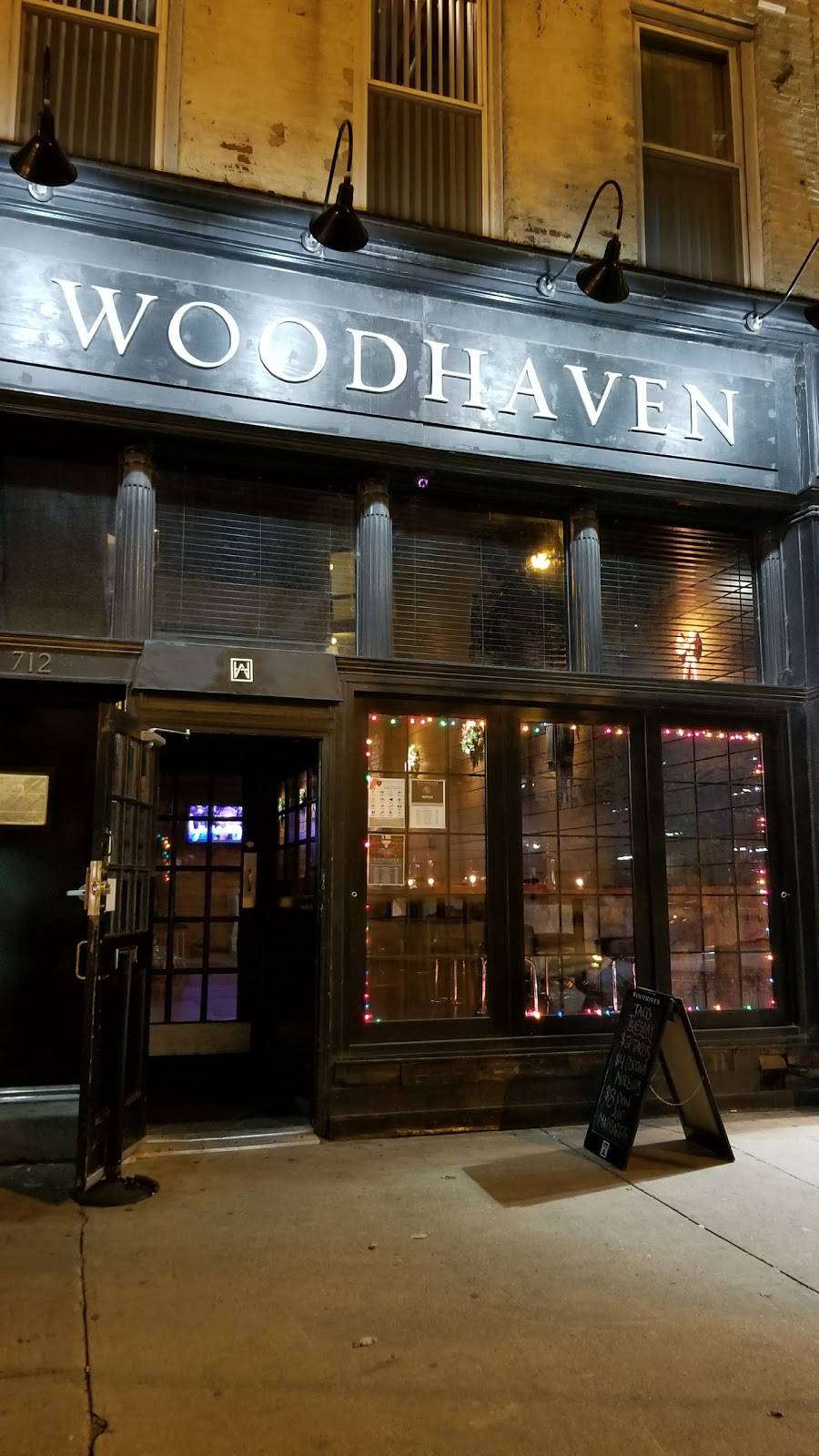 Woodhaven Bar & Kitchen | restaurant | 712 N Clark St, Chicago, IL 60654, USA | 3126249008 OR +1 312-624-9008