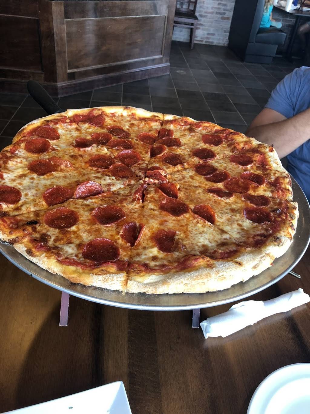 Tony’s NY Pizzeria 3398 Forum Blvd, Fort Myers, FL 33905, USA