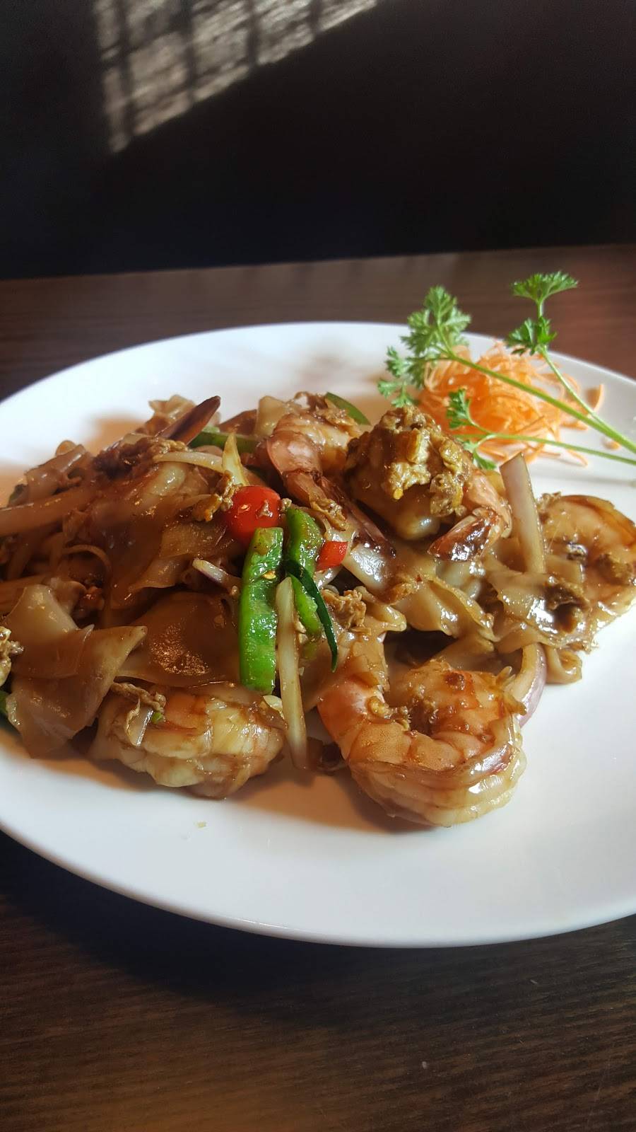 Sweet Basil Thai Restaurant | restaurant | 33 East St, Plainville, CT 06062, USA | 8607473338 OR +1 860-747-3338