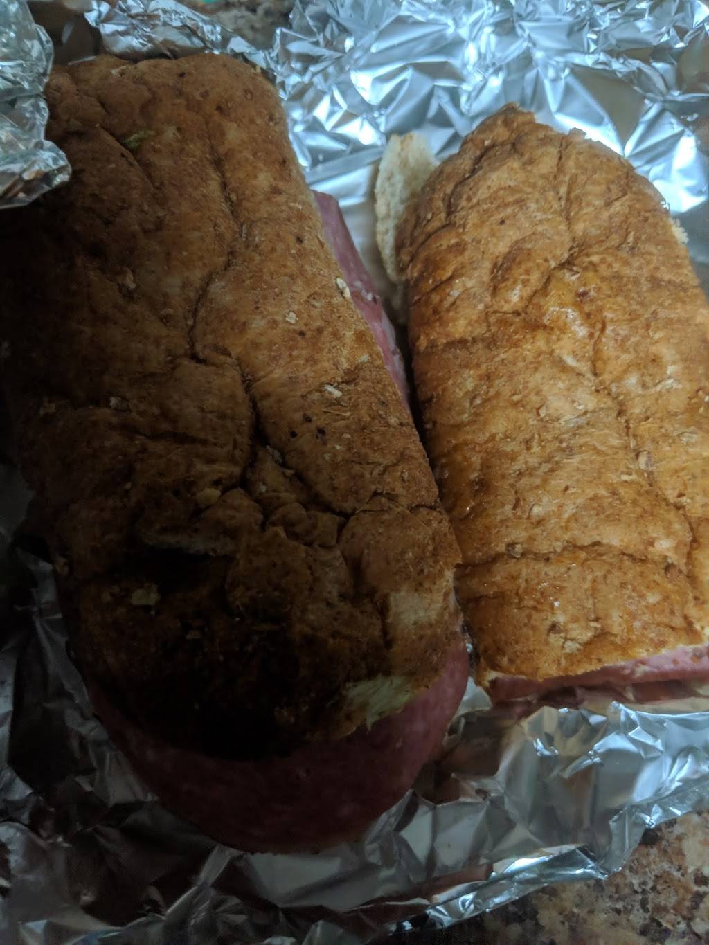 Subway | restaurant | 670 Lillington Hwy, Spring Lake, NC 28390, USA | 9104959222 OR +1 910-495-9222