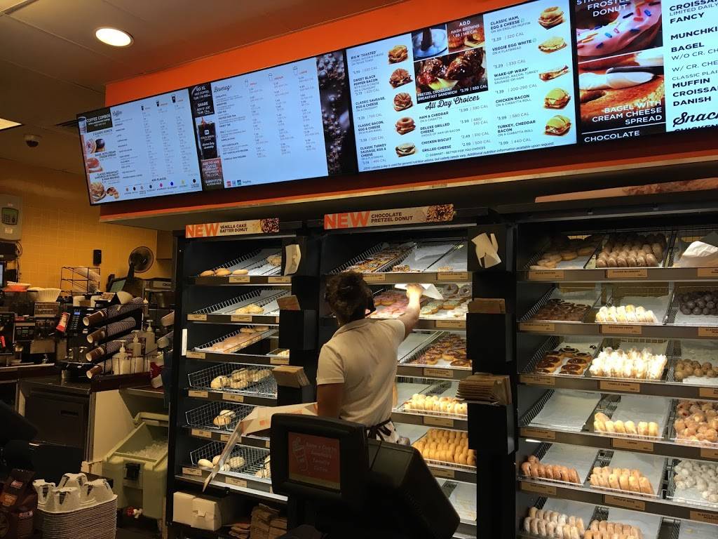 Dunkin' - Cafe | 5614 US Hwy 98 N, Lakeland, FL 33809, USA