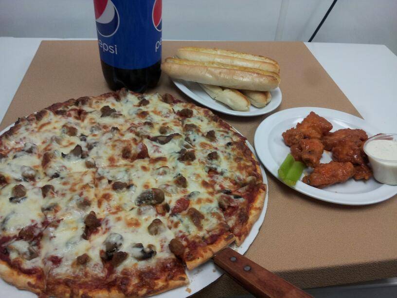 The Pizzeria | restaurant | 112 N High St, Columbus Grove, OH 45830, USA | 4196592628 OR +1 419-659-2628