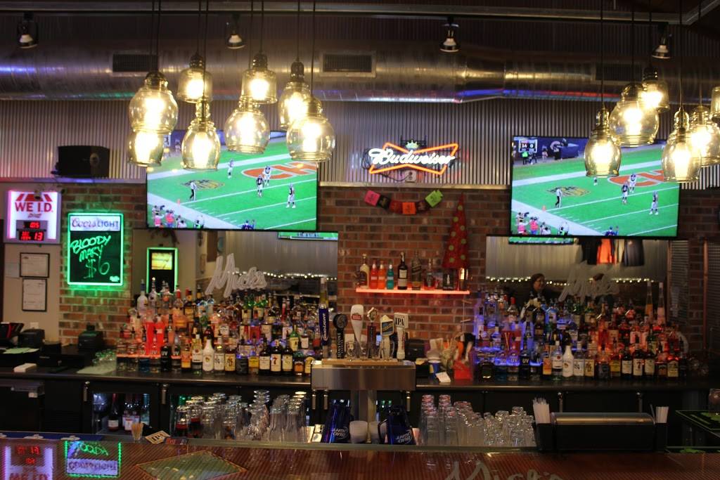 Micks Bar & Grill | restaurant | 101 S East St, Annawan, IL 61234, USA | 3099355999 OR +1 309-935-5999