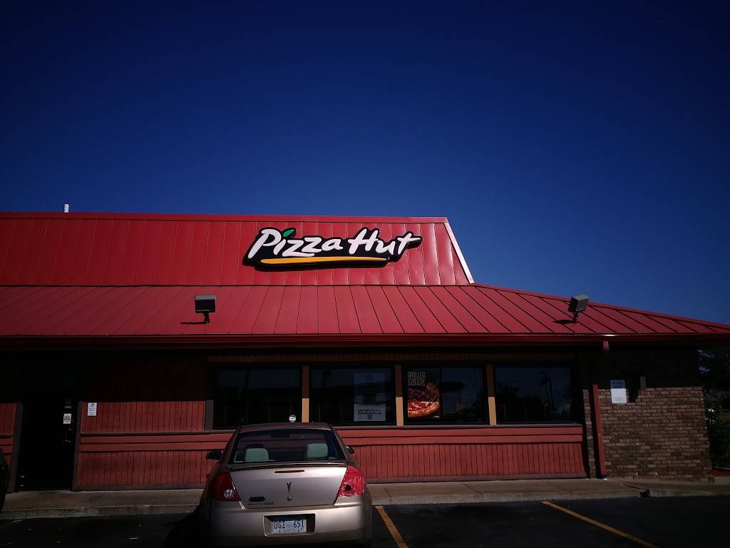 Pizza Hut Meal takeaway 6213 Cockrum Rd, Olive Branch, MS 38654, USA