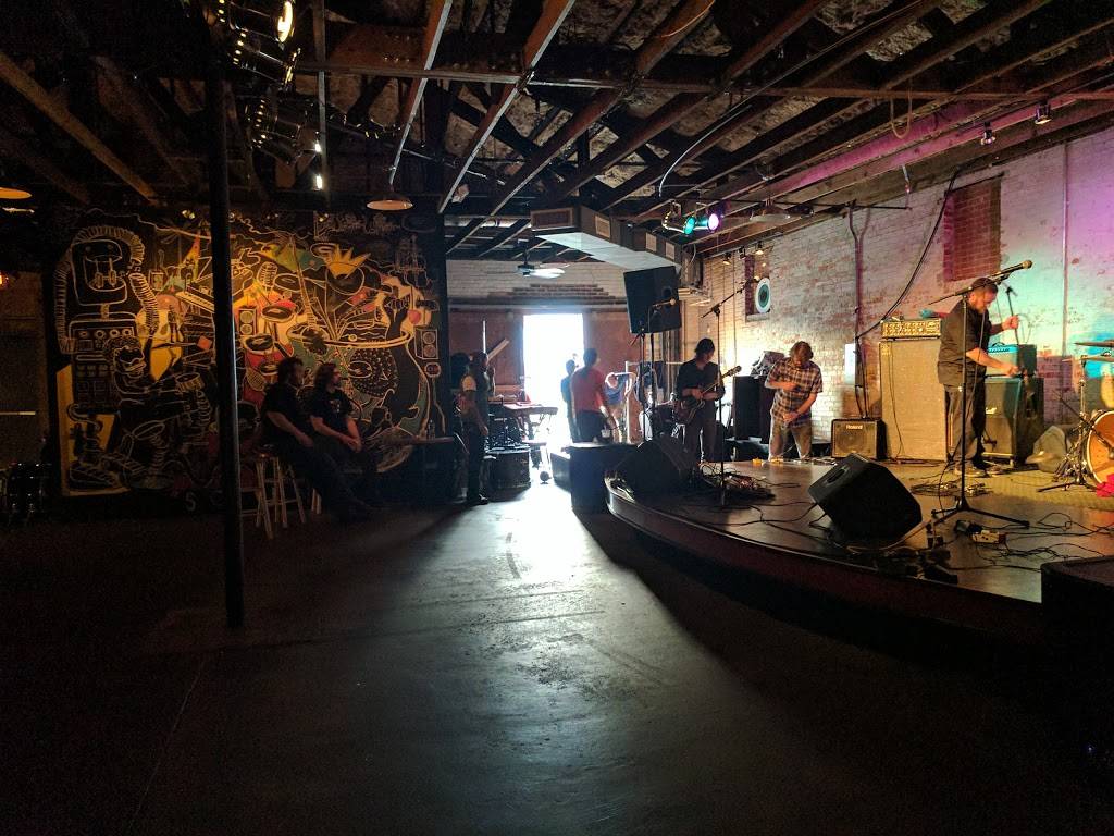 Thirsty Hippo | restaurant | 309 Mcleod St, Hattiesburg, MS 39401, USA | 6015839188 OR +1 601-583-9188