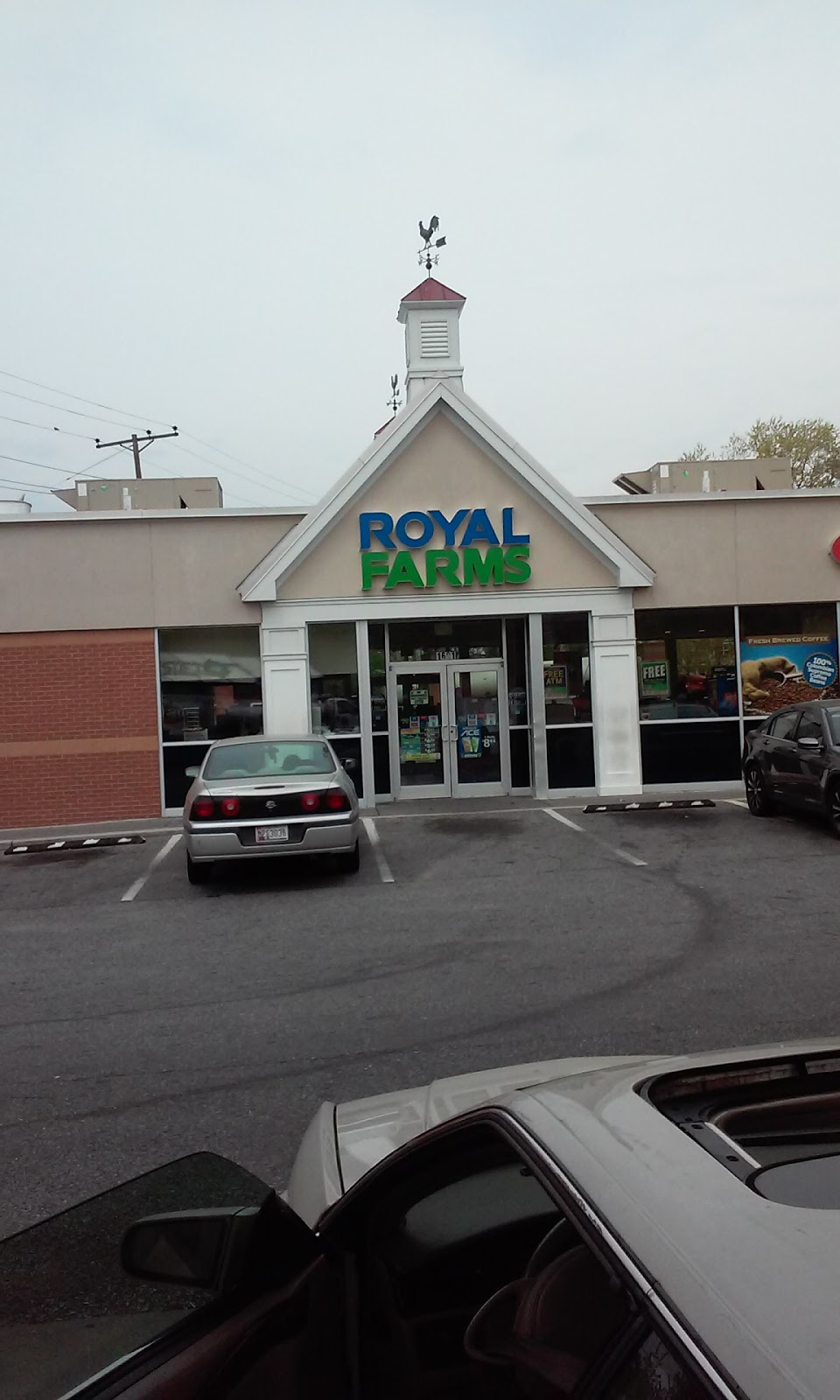 Royal Farms 1601 Middleborough Rd, Essex, MD 21221, USA