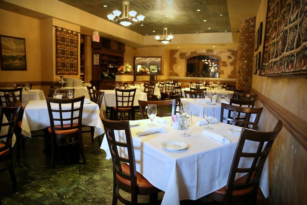 Umbertos | restaurant | 633 Jericho Turnpike, New Hyde Park, NY 11040, USA | 5164377698 OR +1 516-437-7698