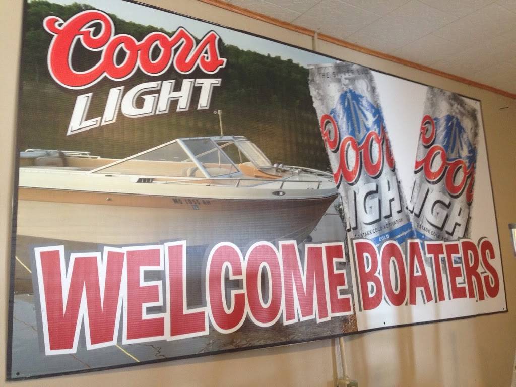 Motor Boatn Bar and Grill | restaurant | 13243 Main St, Glen Haven, WI 53810, USA | 6087942021 OR +1 608-794-2021