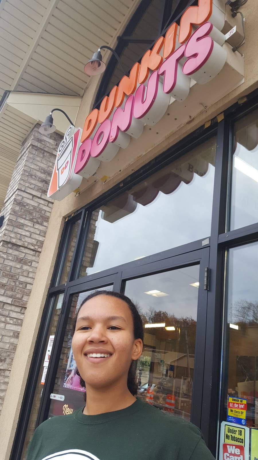Dunkin | cafe | 349 Noxon Rd, Poughkeepsie, NY 12603, USA | 8452140710 OR +1 845-214-0710
