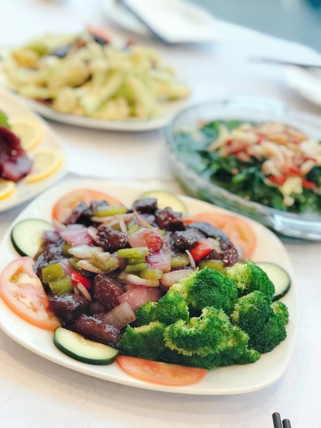 Paramount Superstars | restaurant | 939 Clement St, San Francisco, CA 94118, USA | 4157026677 OR +1 415-702-6677