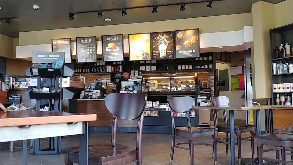 Starbucks Cafe 1363 N Davis Rd, Salinas, CA 93907, USA