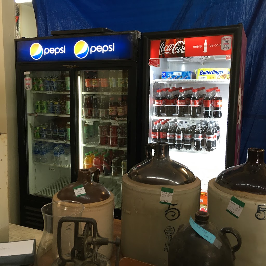 Billss Treasures | meal takeaway | 2610 Belle Plain St, Brownwood, TX 76801, USA | 3256004267 OR +1 325-600-4267