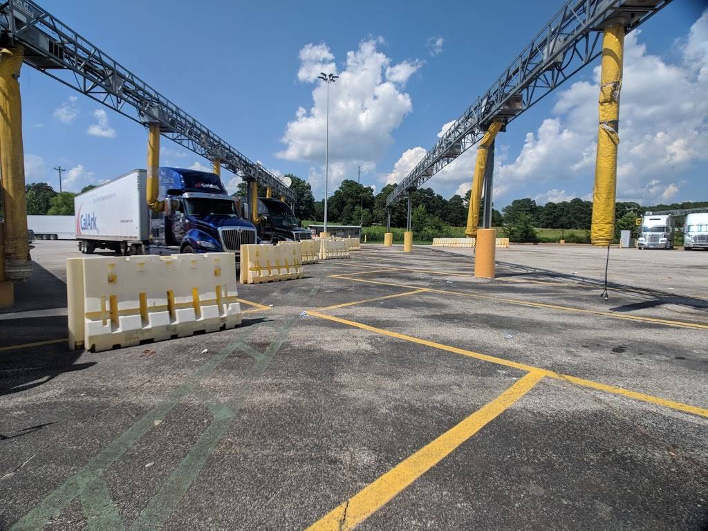 Pilot Travel Center | restaurant | 15559 TN-13 S, Hurricane Mills, TN 37078, USA | 9312967180 OR +1 931-296-7180