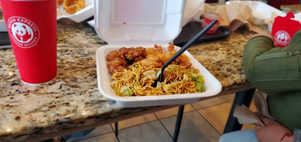 Panda Express | meal takeaway | 431 Rohnert Park Expy, Rohnert Park, CA 94928, USA | 7075847276 OR +1 707-584-7276