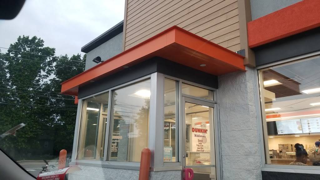 Dunkin | bakery | 811 W Main Rd, Middletown, RI 02842, USA | 4018497505 OR +1 401-849-7505