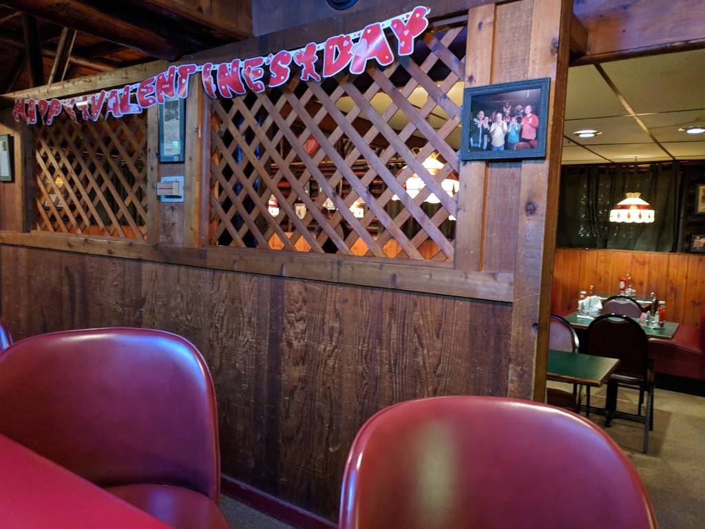 Hickory Inn | restaurant | 652 N Limestone St, Springfield, OH 45503, USA | 9373231779 OR +1 937-323-1779