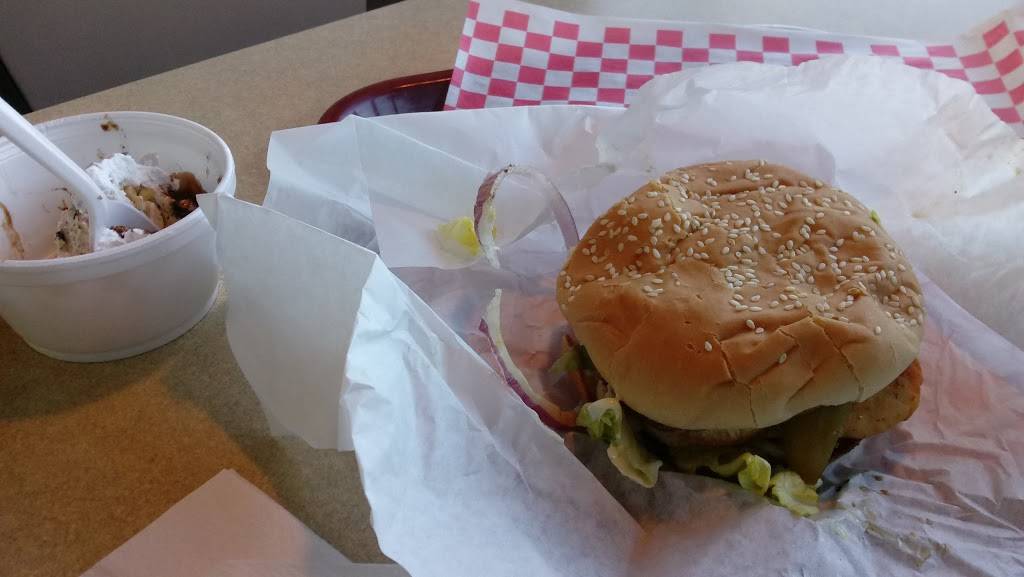 Burger Spot | restaurant | 208 W Tehachapi Blvd, Tehachapi, CA 93561, USA | 6618223145 OR +1 661-822-3145