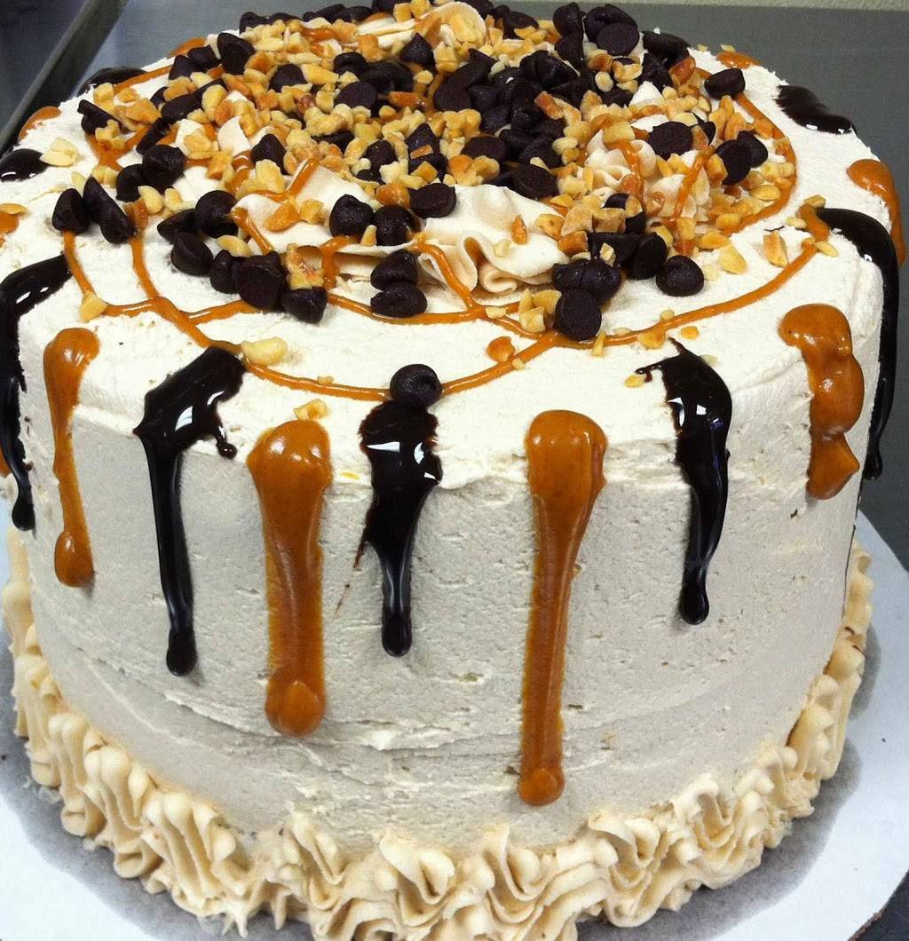 Governors Restaurant & Bakery | bakery | 643 Broadway, Bangor, ME 04401, USA | 2079473113 OR +1 207-947-3113