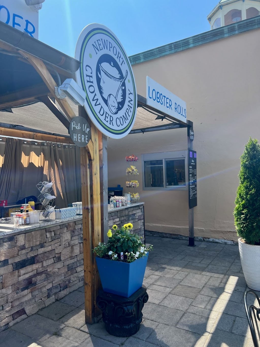 Newport Chowder Company 262 Thames St, Newport, RI 02840, USA